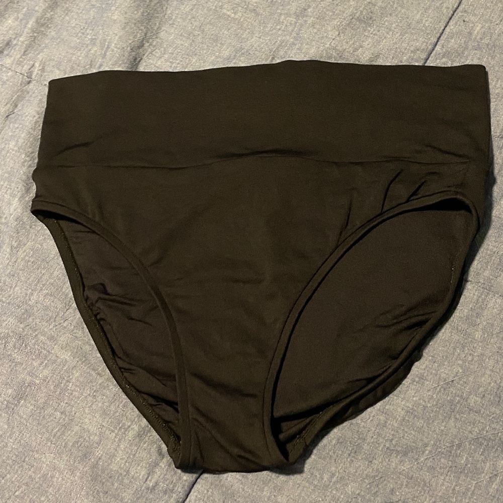 Seafolly Elegant Black Swimwear